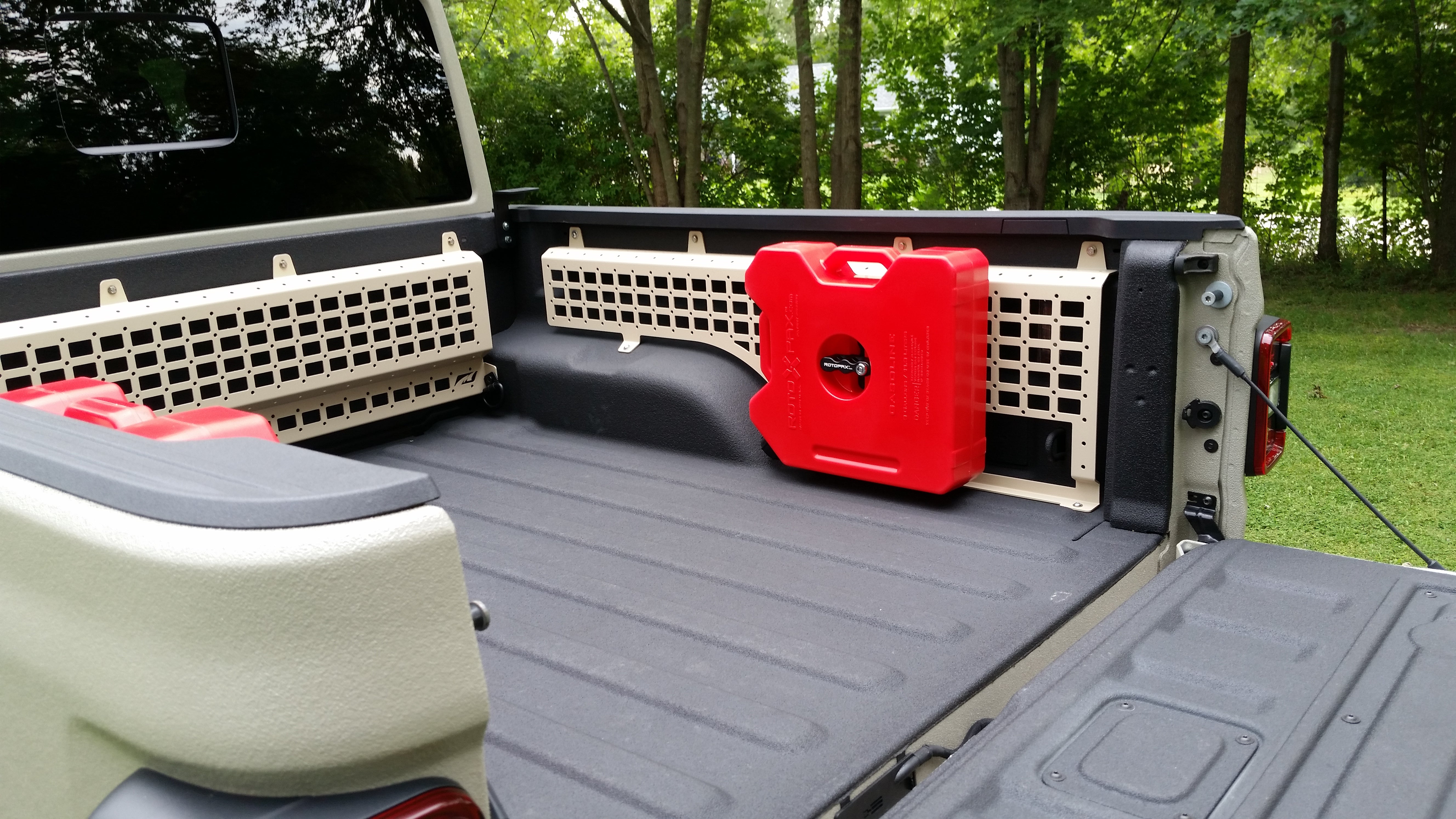 MOLLE Bed Panel Rack System 3 Panels for Jeep JT Gladiator