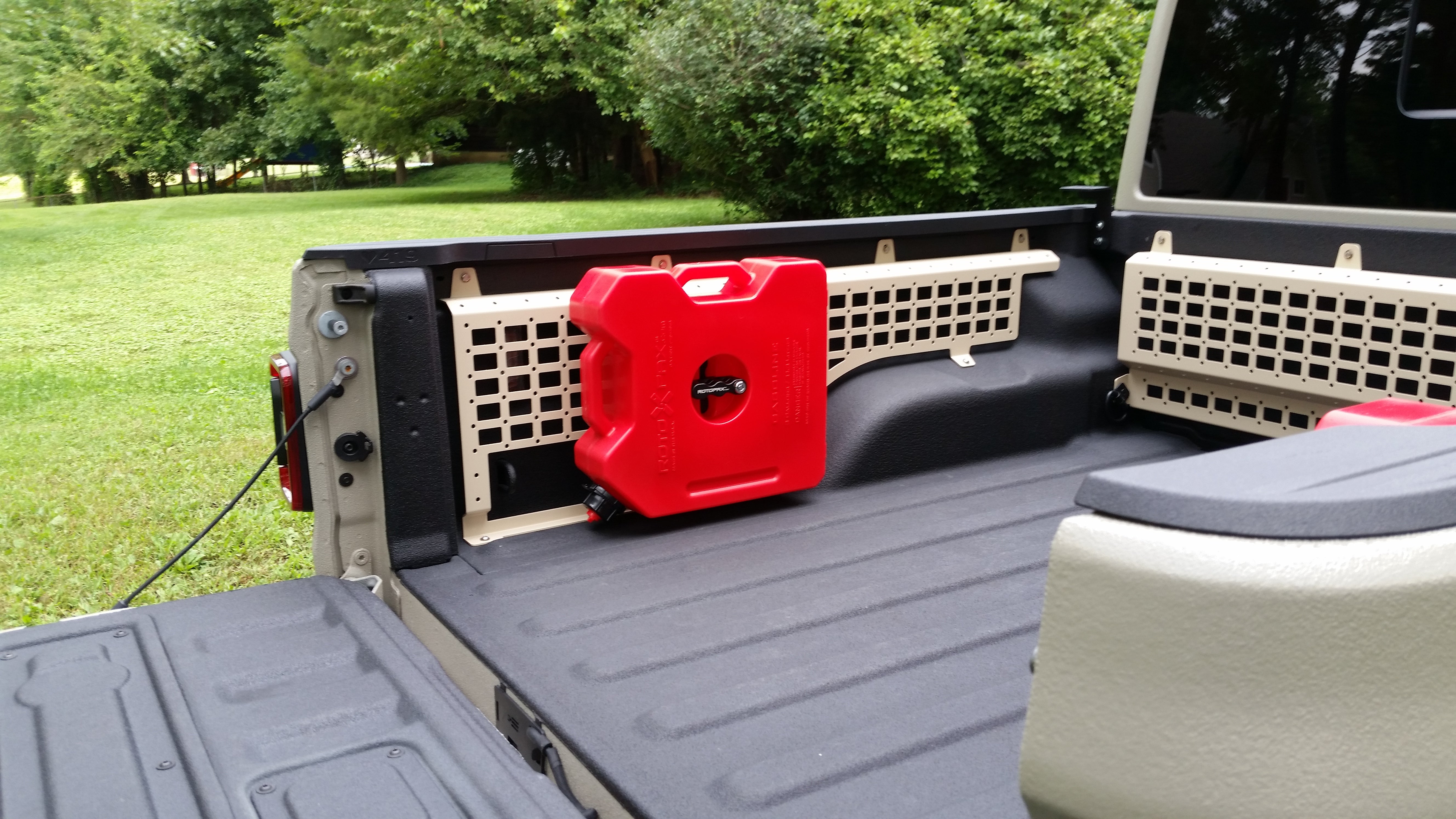 MOLLE Bed Panel Rack System 3 Panels for Jeep JT Gladiator