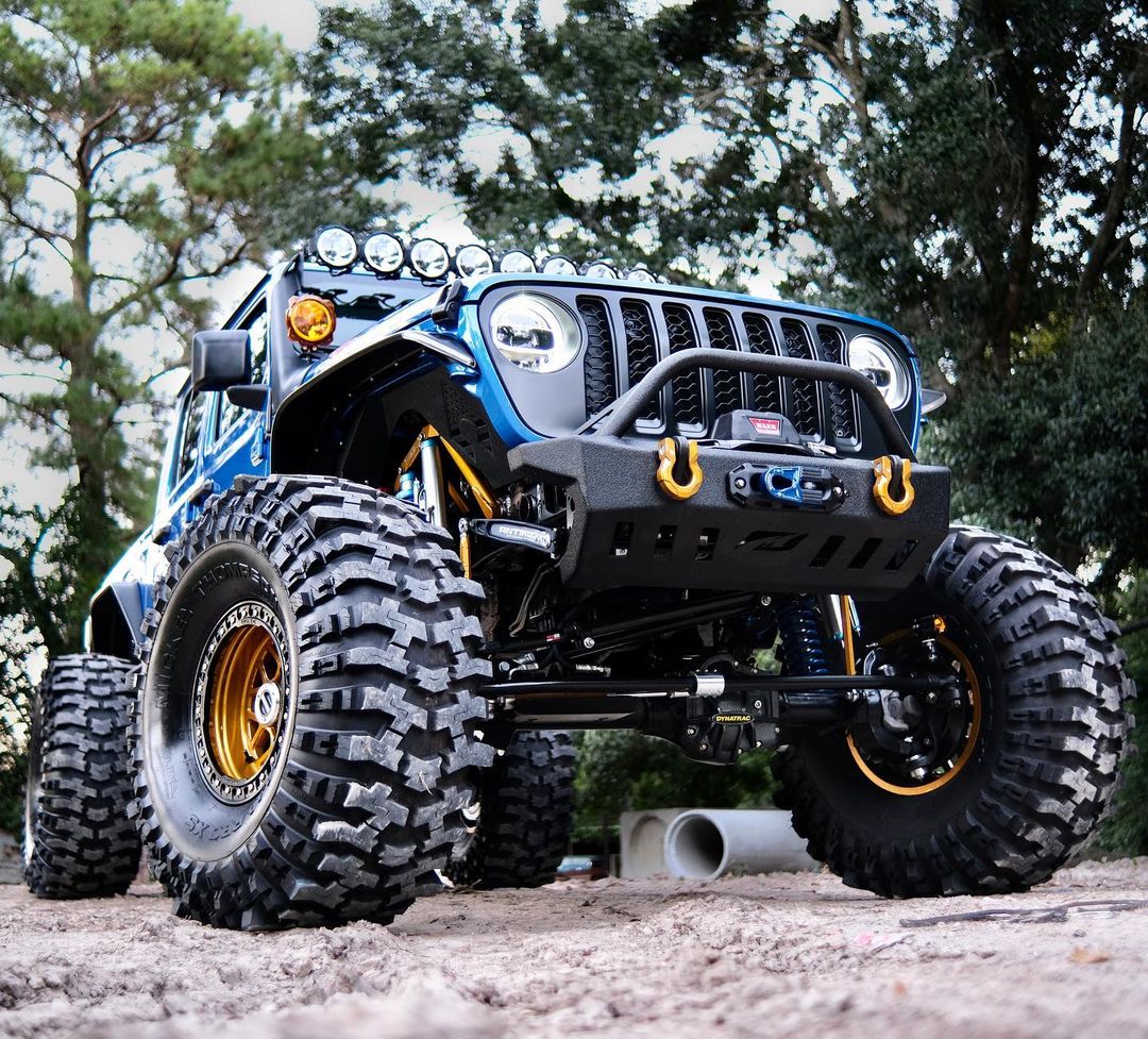 Crusher Series Front Bumper w/ Bull Bar for Jeep JL / JT Gladiator