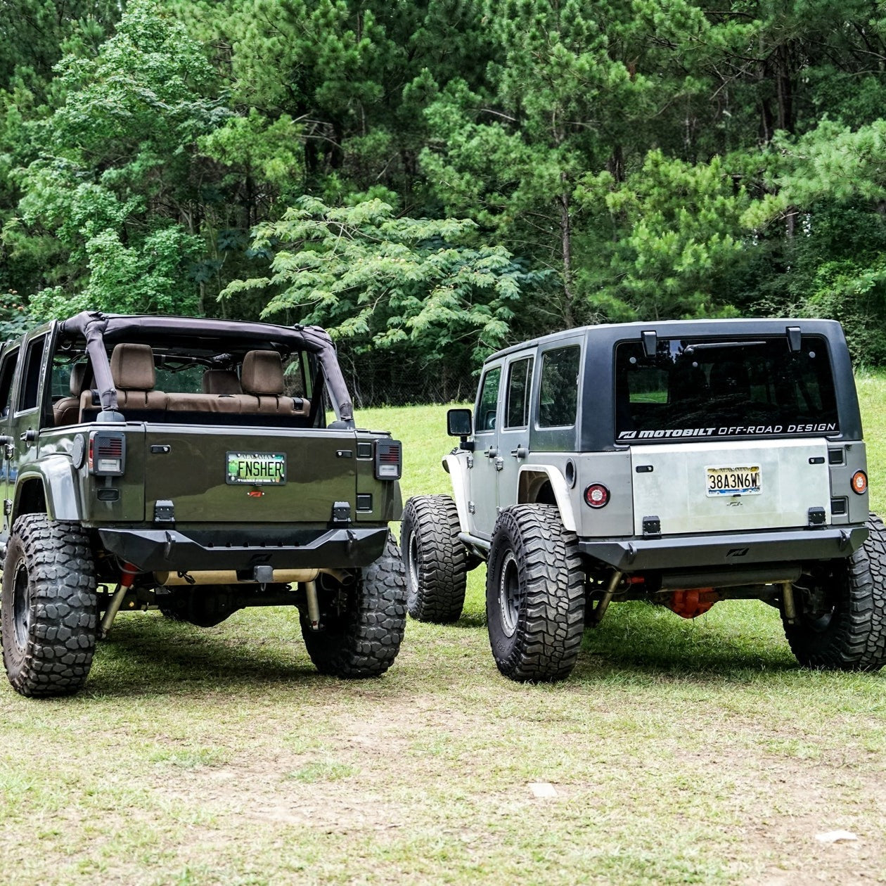 Motobilt Drop Down Tailgate for Jeep JK/JKU