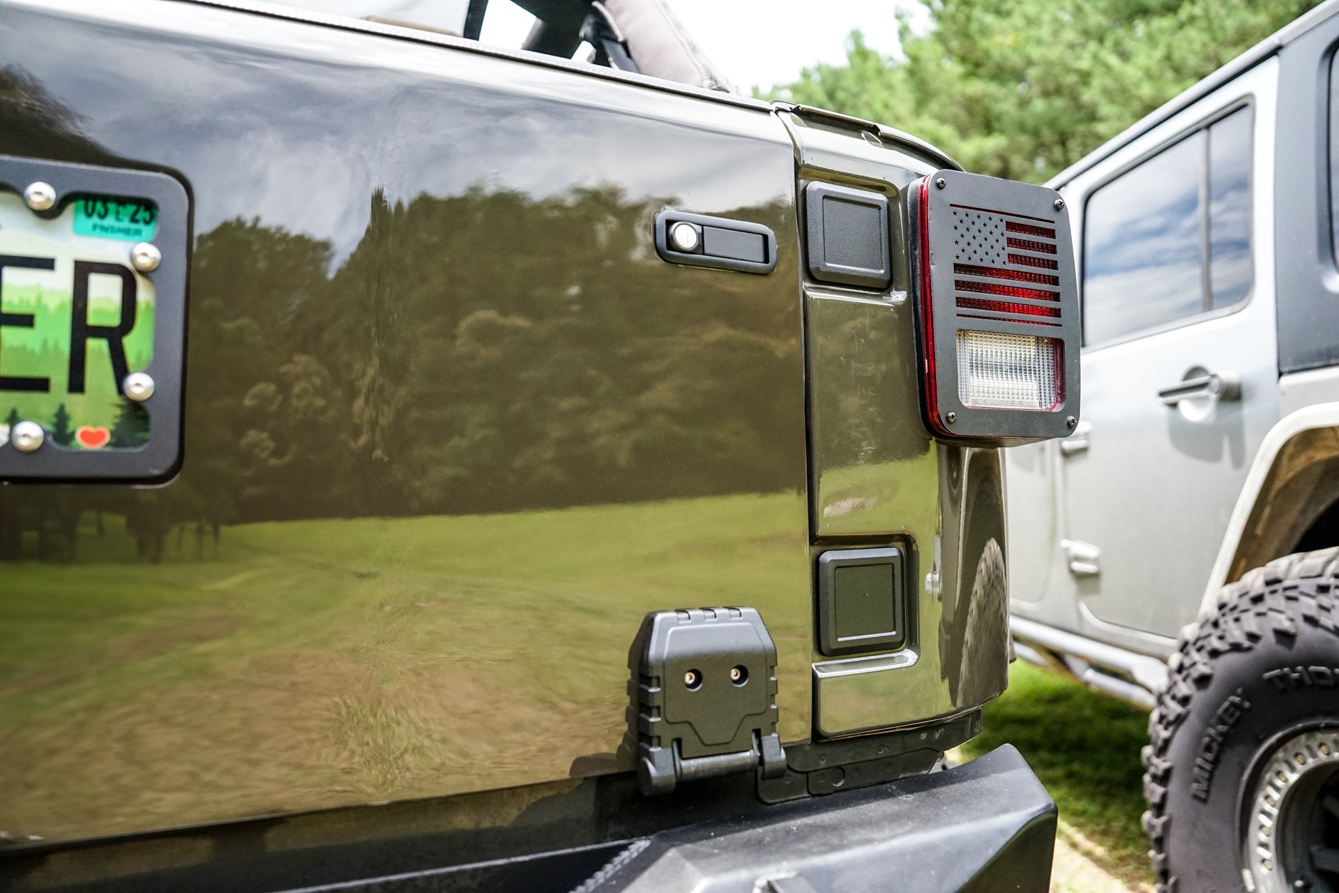 Drop Down Tailgate for Jeep JK/JKU