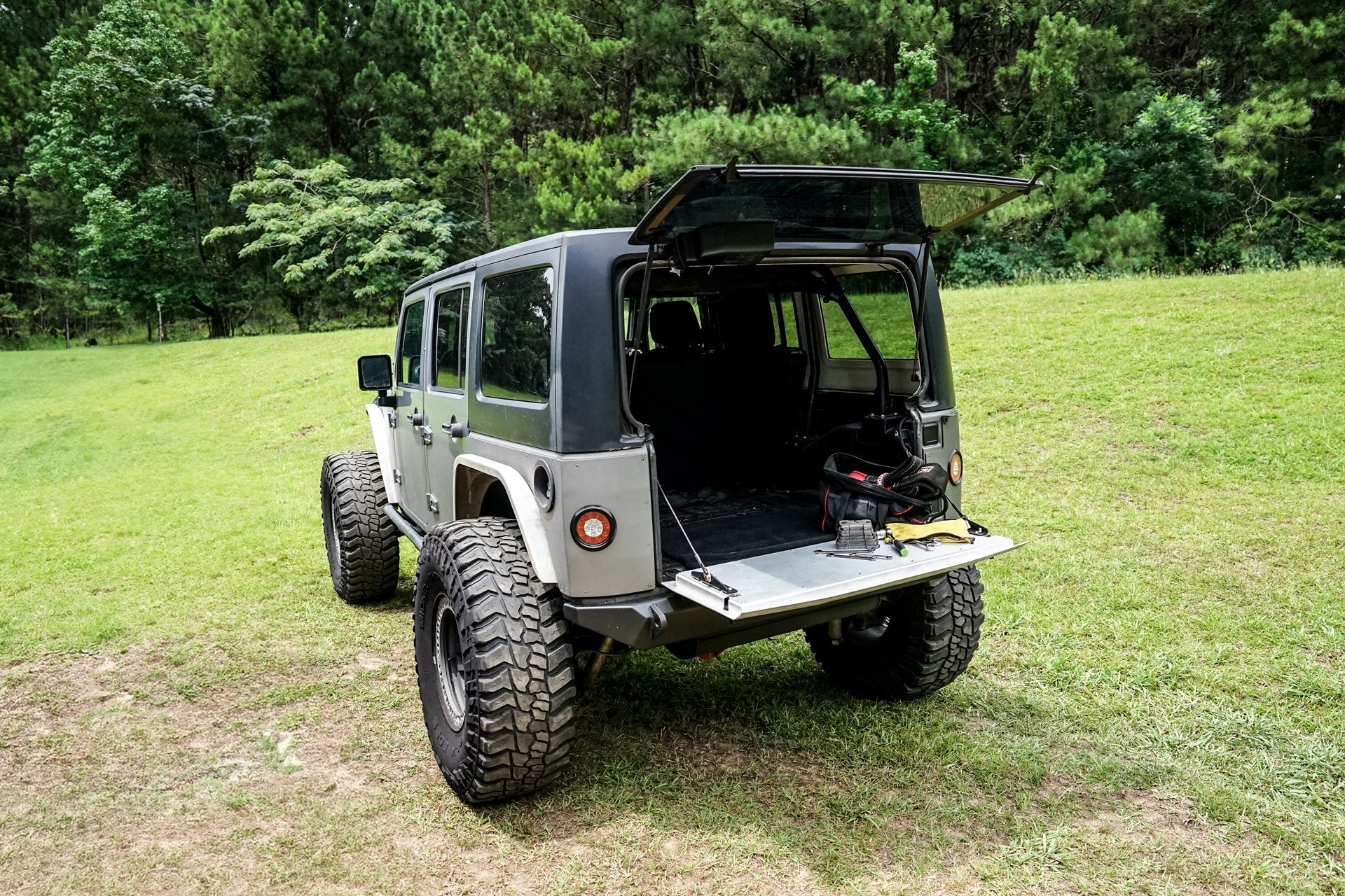 Drop Down Tailgate for Jeep JK/JKU