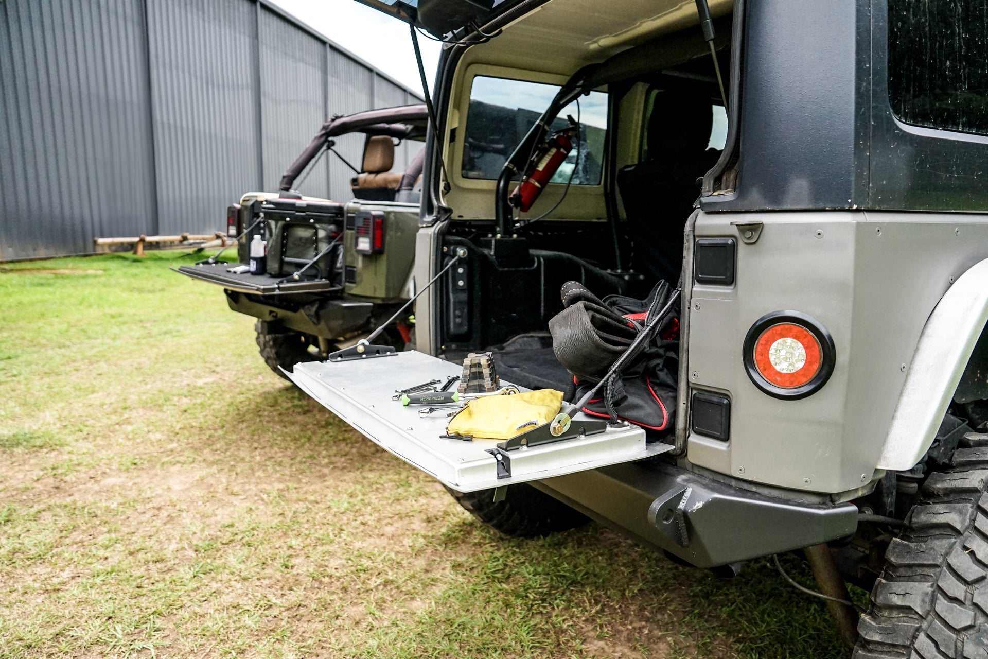 Drop Down Tailgate for Jeep JK/JKU