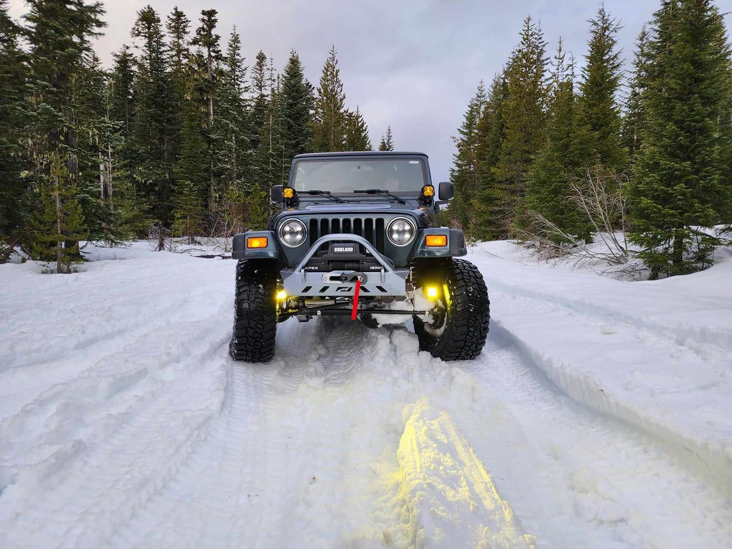 Crusher Series Front Bumper w/ Bull Bar for Jeep YJ / TJ /LJ