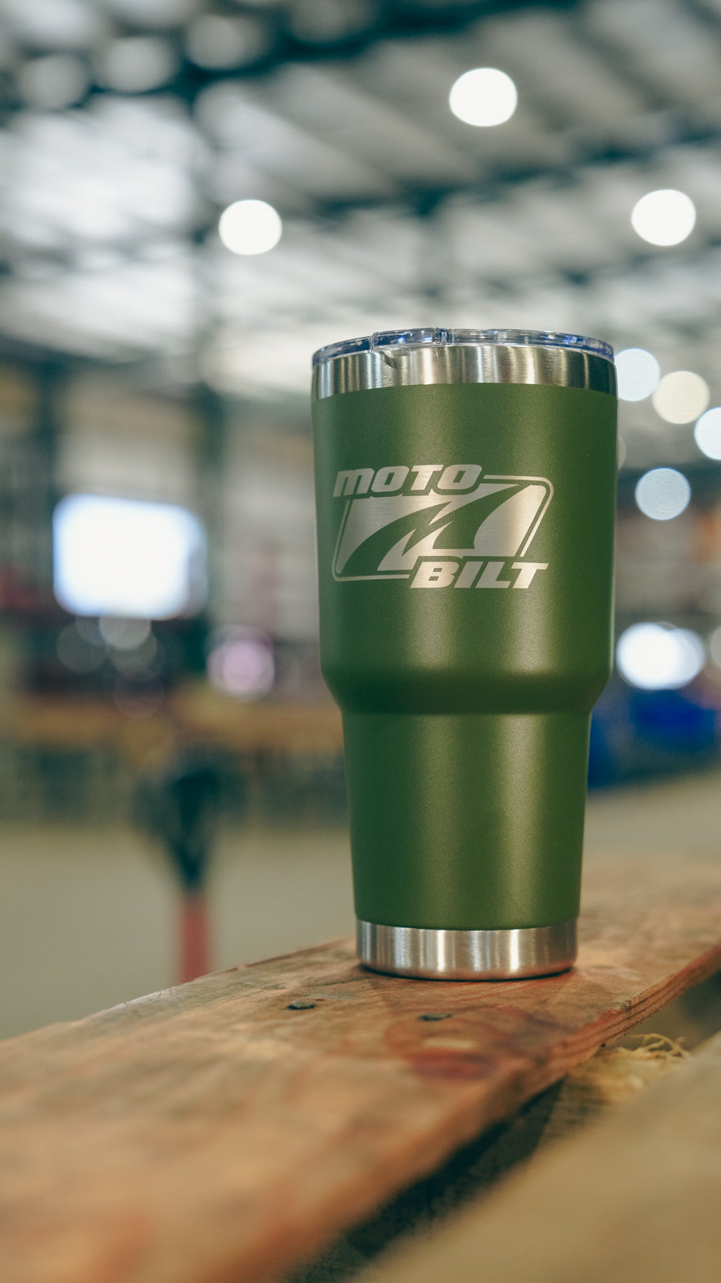 Motobilt Logo 30oz Tumbler Green