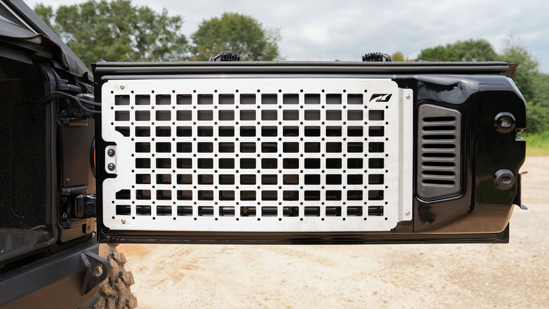 Rear Gate Aluminum MOLLE Panel for JK / JKU