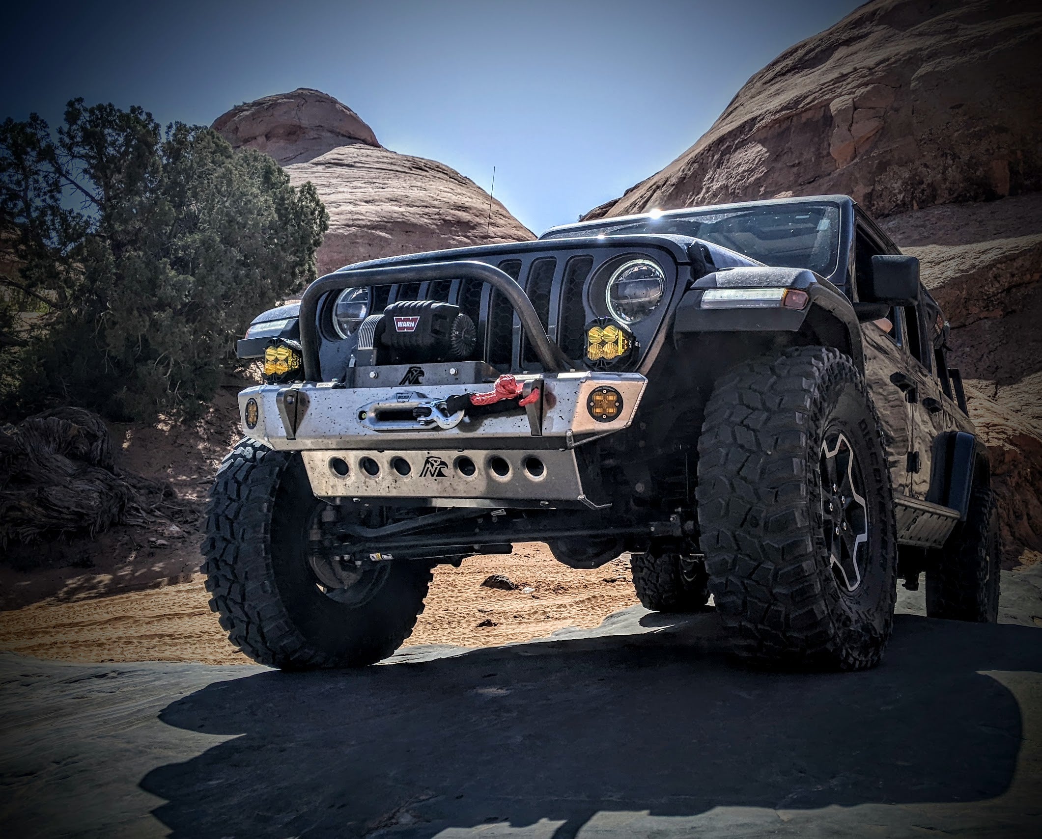 JL/JT Front Bumper - 8274 Aluminum Adventure Series