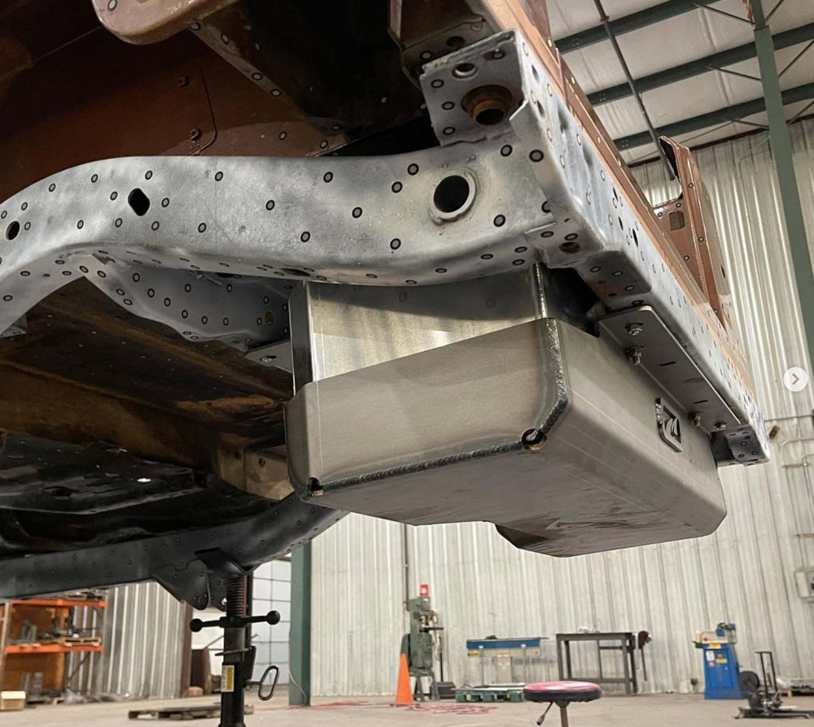 Rear Stretch Tank and Skid Plate for Jeep YJ